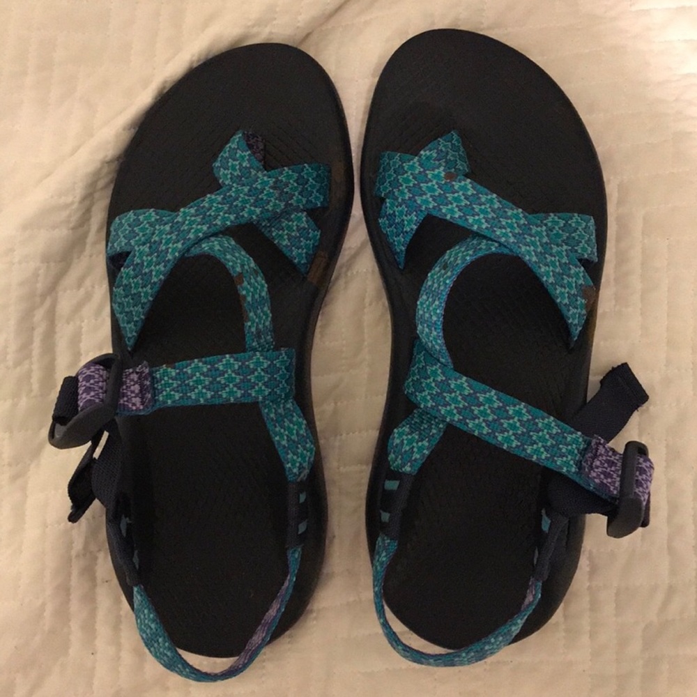 Women’s Chacos size 8